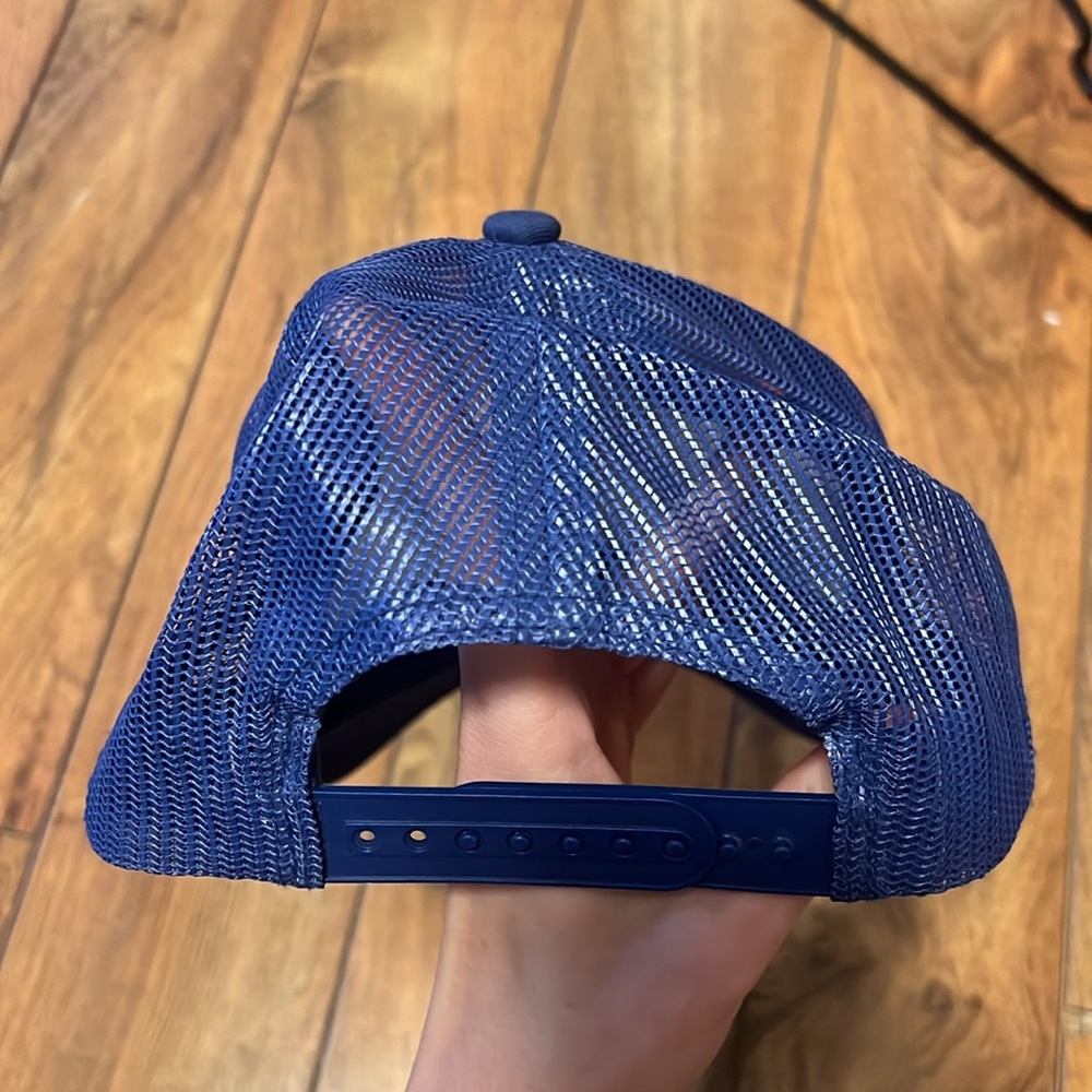 Hat! - Picture 4 of 5